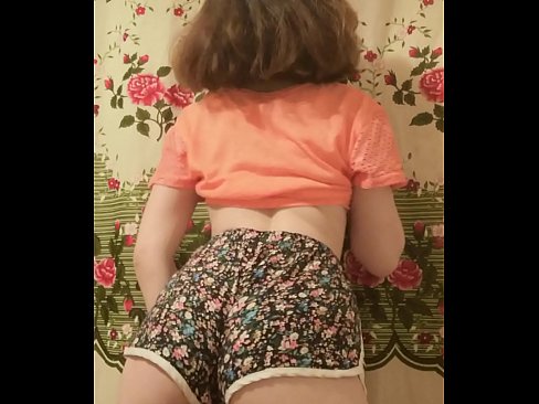 ❤️ Garota jovem e sexy tirando seus shorts da câmera ️ Porno em pt-br.serviporno.ru ﹏