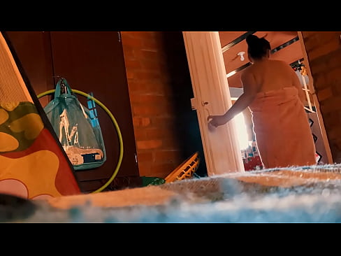 ❤️ Meu tio me segue no chuveiro, ele me fode enquanto eu tomo banho. ️ Porno em pt-br.serviporno.ru ﹏